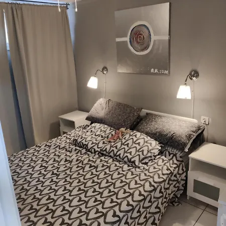 Buena Vibra Tenerife Sur Apartment *